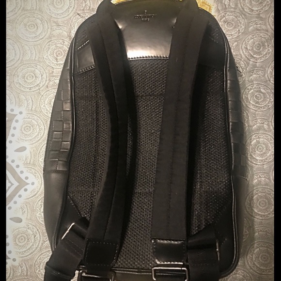 Authentic Louis Vuitton - Picture 5 of 8